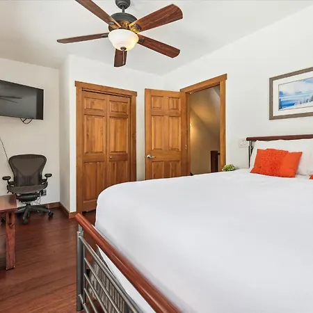White Cap Lodge Townhouse